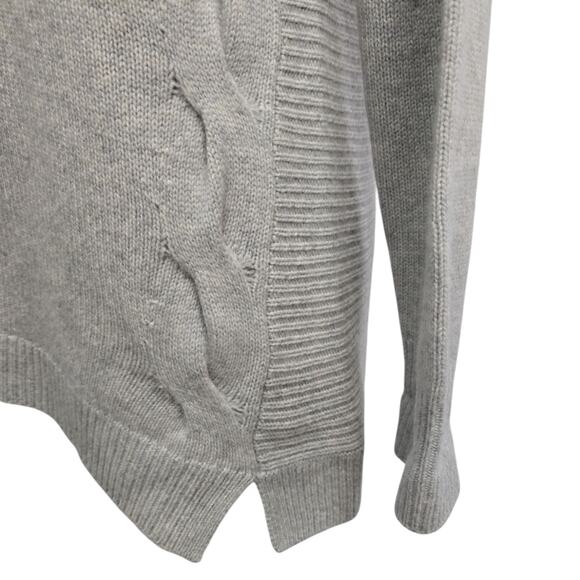 Garnet Hill‎ Cabled 100% Cashmere Turtleneck Sweater Gray Size Medium Mock Neck - Picture 8 of 10